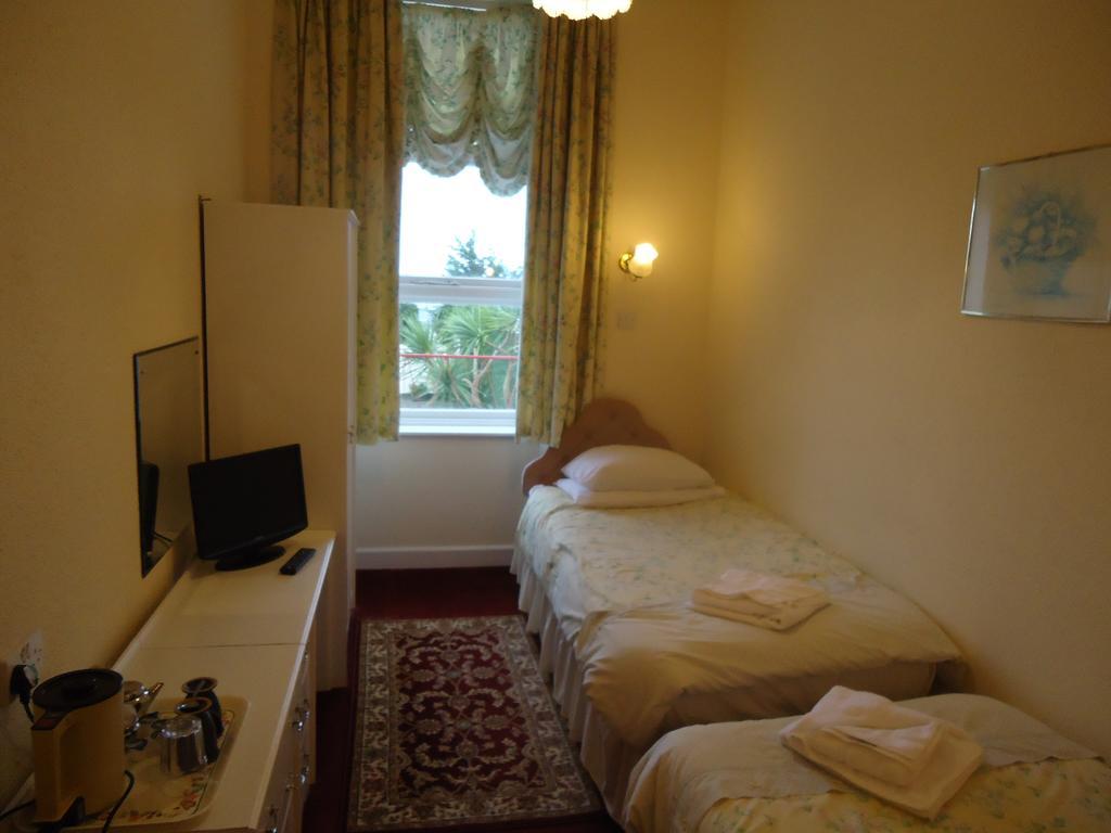 Abbey Court Hotel توركواي الغرفة الصورة